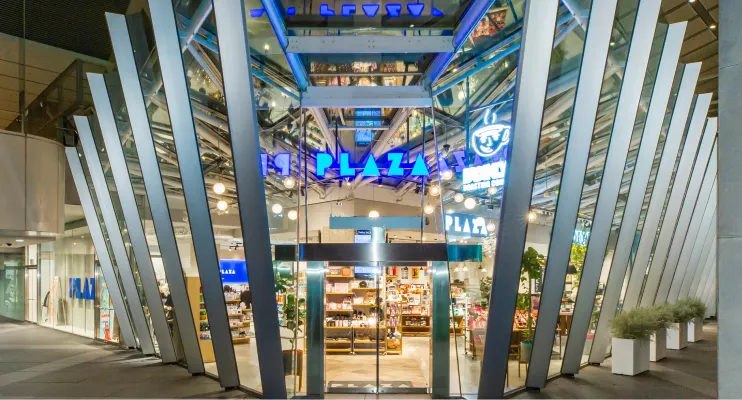PLAZA店舗写真
