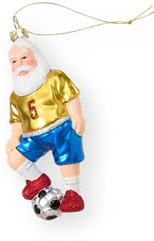サッカーをするサンタのオーナメント