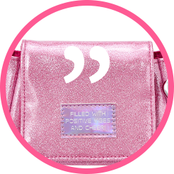 スクエアチェーンポーチ