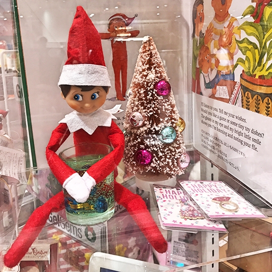 サンタさんを手助けする小さな妖精のエルフ ルミネ新宿店 Store Blog Plaza プラザ