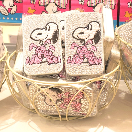 大人気のスヌーピー スパークス缶に新しいデザインが仲間入り イオンモール堺北花田店 Store Blog Plaza プラザ