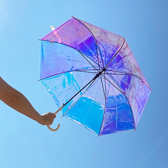 オーロラカラー」の傘で、雨の日もハッピーに♪ | NEWS | PLAZA | プラザ