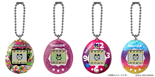 写真左から  Kuchipatchi Comic Book/Pink Glitter/Purple-Pink Clock/Rainbow