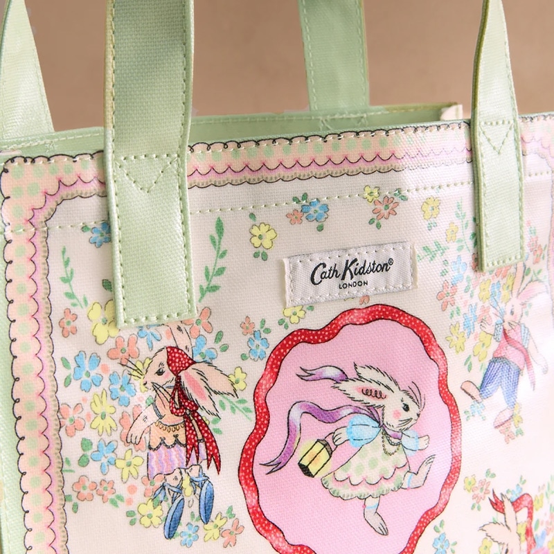Cath Kidston キャスキッドソン スモール ブックバッグ Easter Bunnies