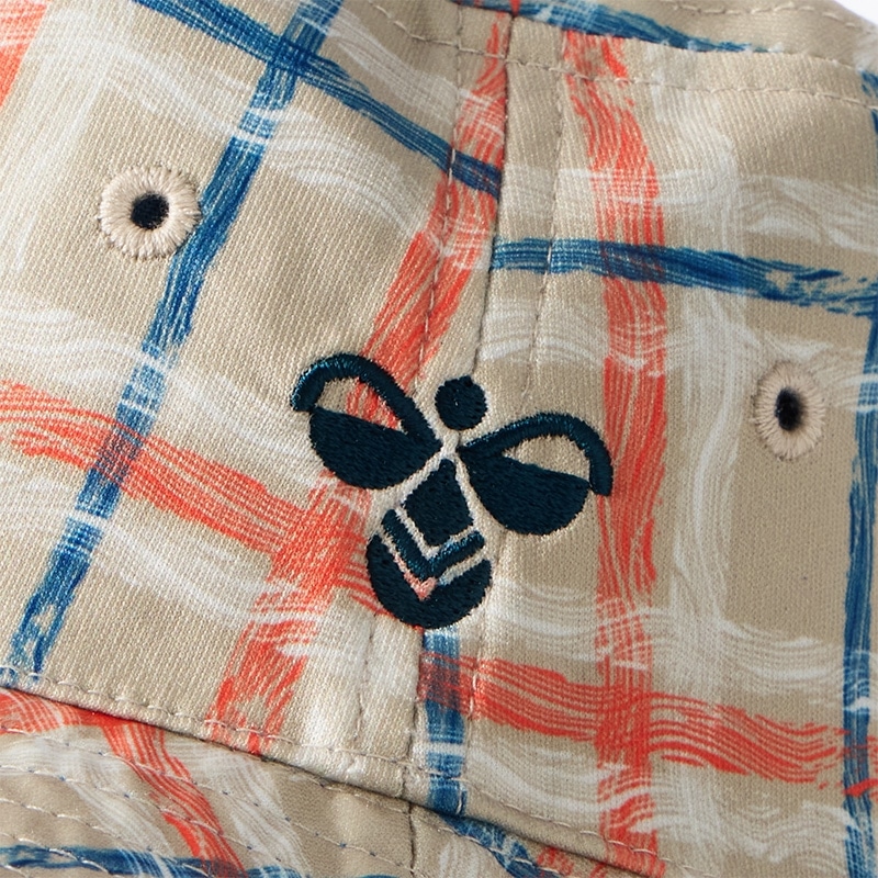 hummel ヒュンメル プレイリバーシブルハット(ベージュ): 通常| プラザ