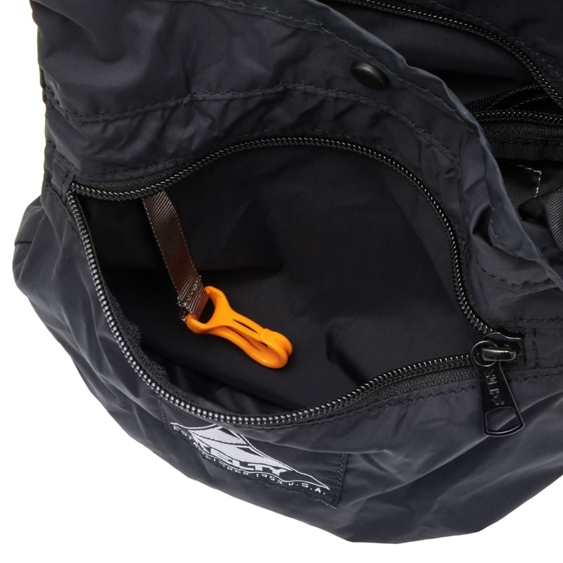 KELTY ケルティ ミニカーブショルダーバッグ