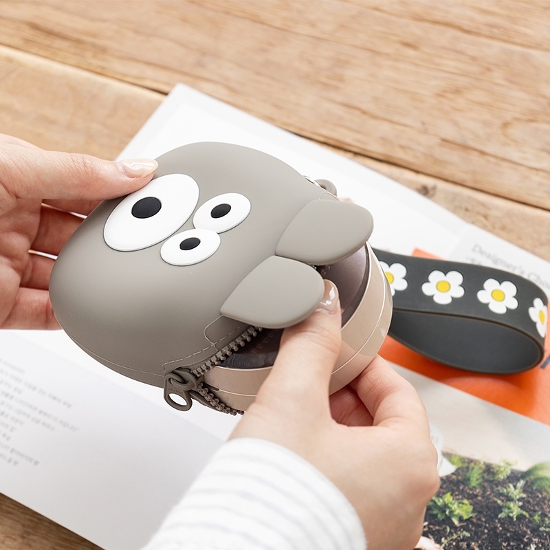 Brunch Brother ブランチブラザー シリコーンポーチ・ストラップ付き