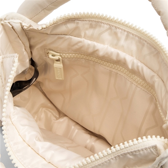 HUNTER ハンター フレイムド パファー ミディ ホーボー